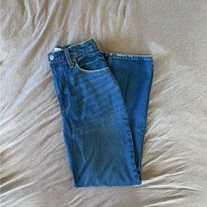 Abercrombie Curve Love 90s Straight Ultra High Rise Jean